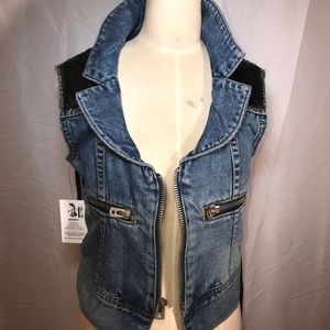 ALL EYES ON ME DENIM AND LEATHER ZIP VEST